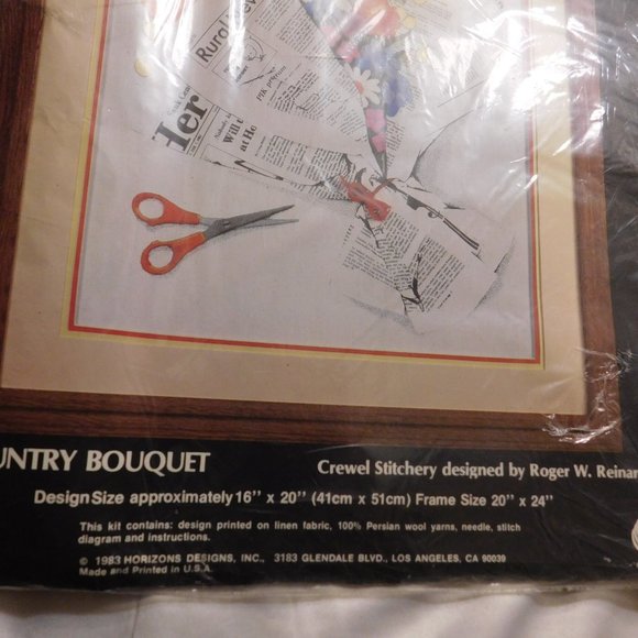 Vintage Monarch Horizons Crewel Stitchery Country Bouquet NEW IN PACKAGE - Picture 4 of 4